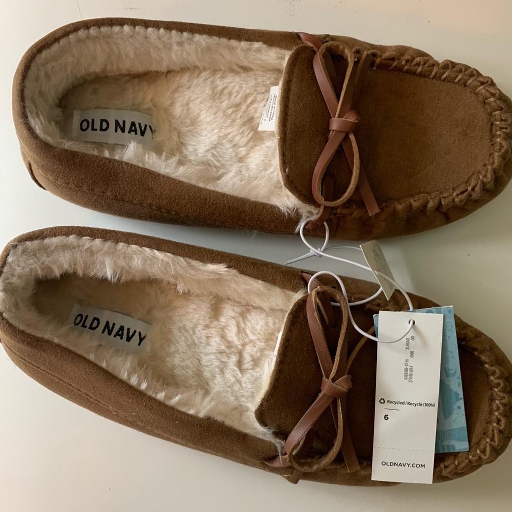 NWT Old Navy Slippers - Brown Sz. 6